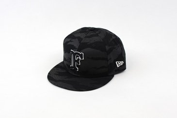 日本ハムファイターズ　ニューエラキャップ 9FIFTY 北海道日本ハムファイターズ ブラック × ホワイト ブルー