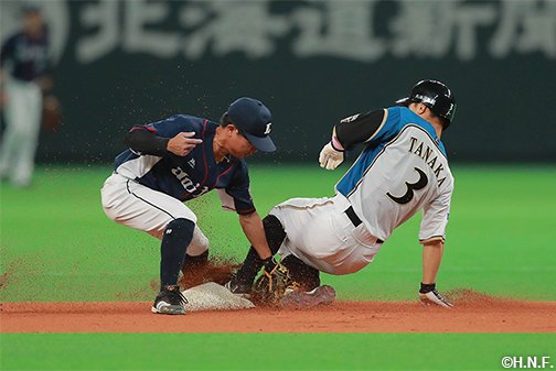 田中賢介選手が通算200盗塁達成 | 北海道日本ハムファイターズ