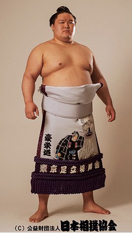8/18(金)埼玉西武戦 大関・豪栄道関によるファーストピッチ