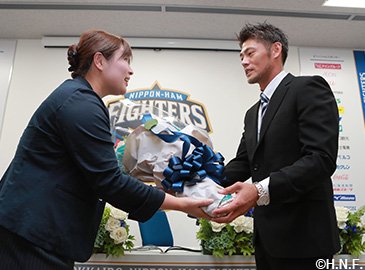 飯山裕志選手引退のお知らせ | 北海道日本ハムファイターズ