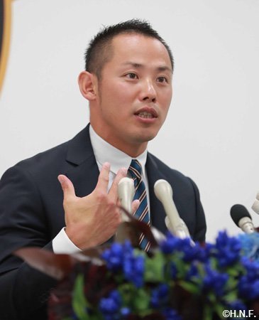 矢野謙次選手が引退会見 | 北海道日本ハムファイターズ 矢野謙次選手が引退会見 | 北海道日本ハムファイターズ