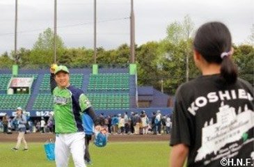 ハイタッチの様子3