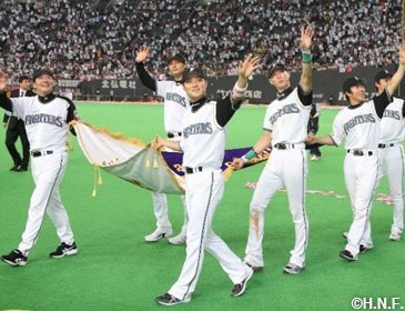 田中賢介選手が引退会見 | 北海道日本ハムファイターズ