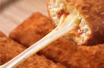 あっためてのびーるチーズパン(コチュジャン)