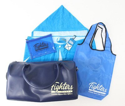 FIGHTERS GO!GO! BAG 2020 中身