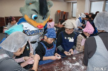 子ども餅丸めるwithB☆B