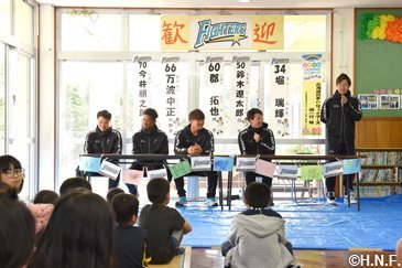 施設訪問の様子1