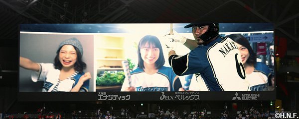 大型ビジョン 中田選手