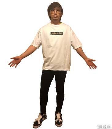 金子投手プロデュースTシャツホワイト着用イメージ