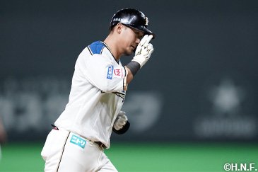 7月28日(火)2HR5打点の中田選手