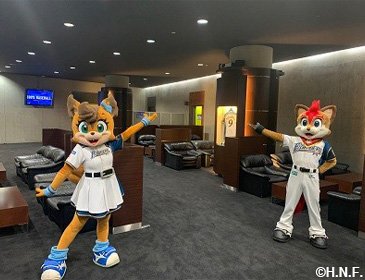 プレミアムラウンジ