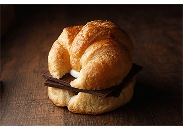 おいしさ、どストライク ダブルチョコクロワッサン