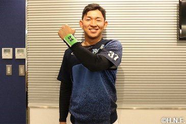 鎌スタ☆リストバンド着用イメージ