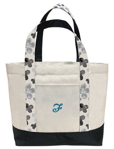オリジナルトートバッグ、オリジナルパーカをプレゼント