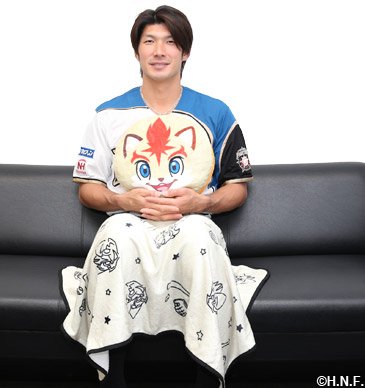 ブランケットinクッション