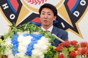 浦野投手引退会見01