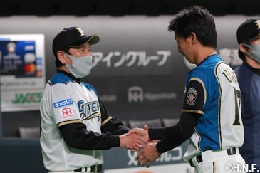 浦野投手引退セレモニー06