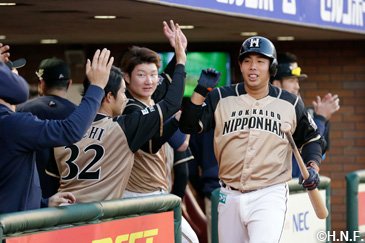 10月25日(日)初本塁打を放った樋口選手