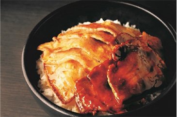 おいしさ固め打ち!マルチヒット豚丼