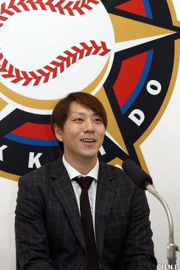 残留を表明した宮西投手01