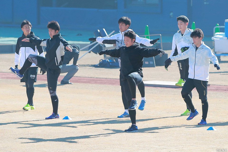 新人合同自主トレ02