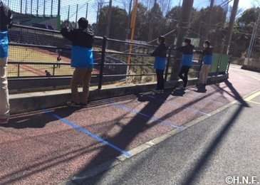 レフト外野からの練習見学01