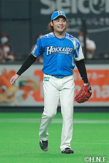ファンクラブ会員第1号!?今川選手「初安打・初本塁打」記念