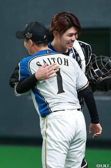 斎藤佑樹投手の引退セレモニーを実施 | 北海道日本ハムファイターズ 斎藤佑樹投手の引退セレモニーを実施 | 北海道日本ハムファイターズ