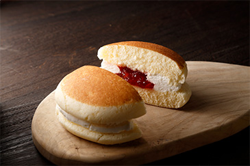 フレー!スフレ!ふわ沢のあまおう苺ジャムサンド