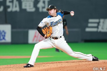 堀瑞輝投手