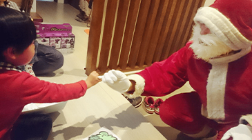サンタと指切り約束