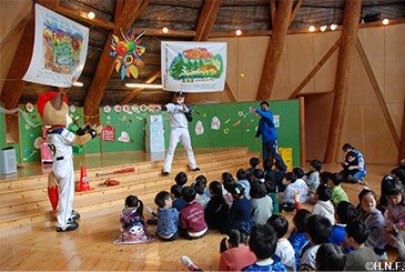 ティーボールセット寄贈と体験会の様子05