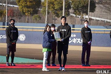 転入届を提出する達投手