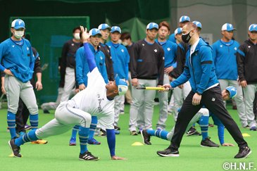 室伏広治長官による指導01
