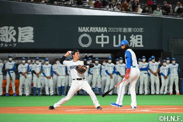 鶴岡慎也氏の引退セレモニーを実施 | 北海道日本ハムファイターズ