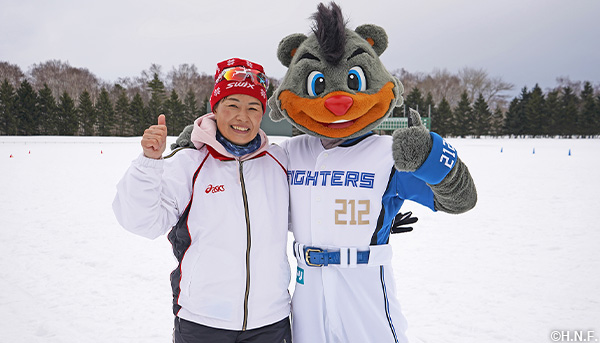 菅（旧姓 清野）弘美氏 B・B