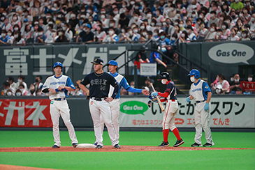 女子野球場内スタッフ画像06