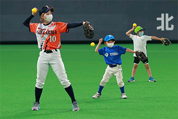 女子野球場内スタッフ画像10