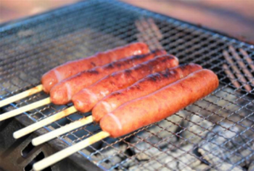 串刺しあらびきソーセージ