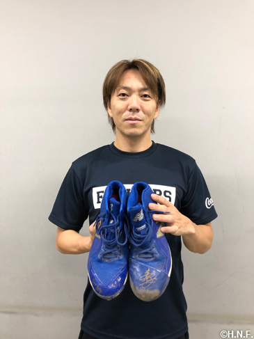 直筆サイン入りスパイク