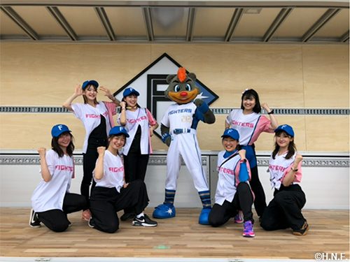 ダンスショー＆なりきりダンス体験　集合写真