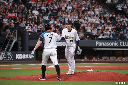 糸井さんと握手