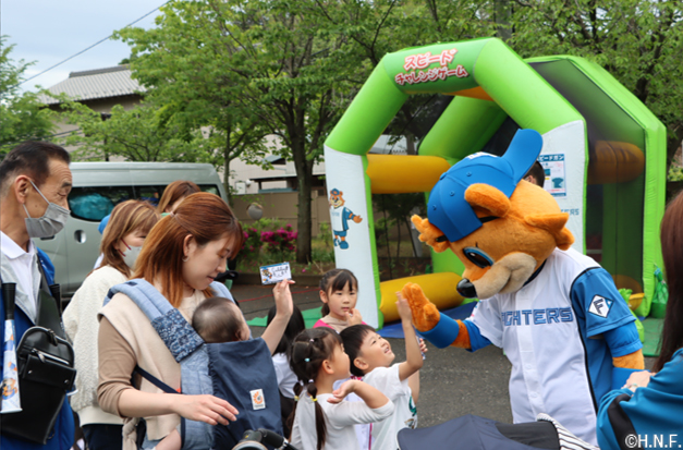 C・B（愛称：カビー）によるグリーティング