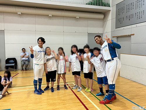 万波選手、細川選手2