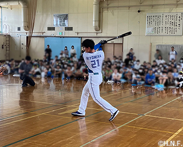 生田目投手、清宮選手1
