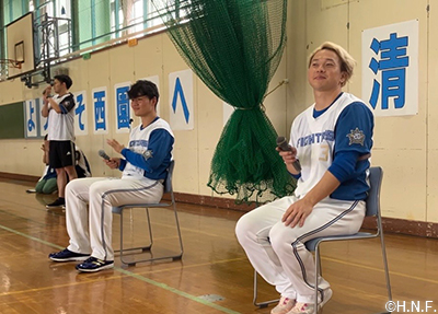 生田目投手、清宮選手2