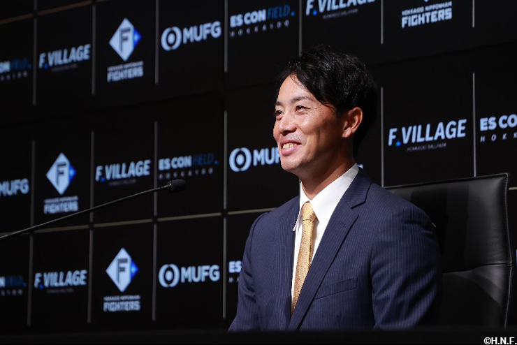 谷内亮太選手 引退会見01