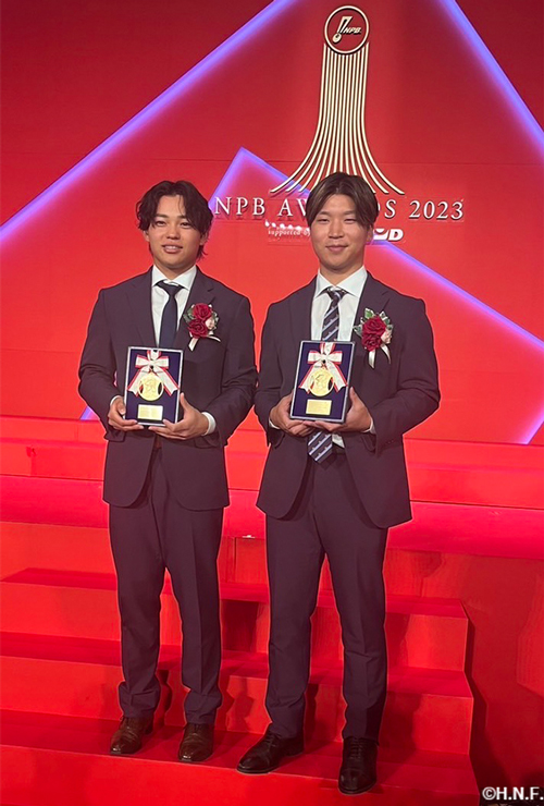 田宮選手 長谷川投手