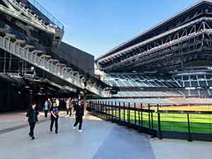 朝活「ウォーキング＆ストレッチ」の様子1