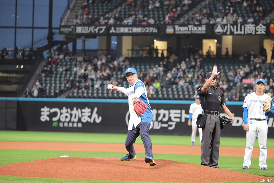 ファーストピッチ